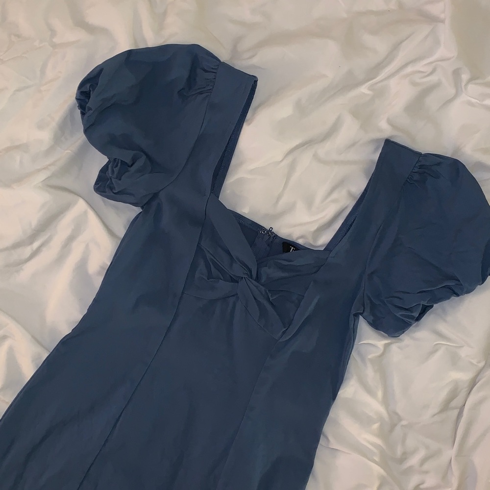 Blue Twist-Front Bodycon Dress - Picture 2 of 4